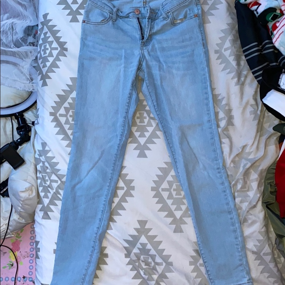 Light washed super sunny jeans